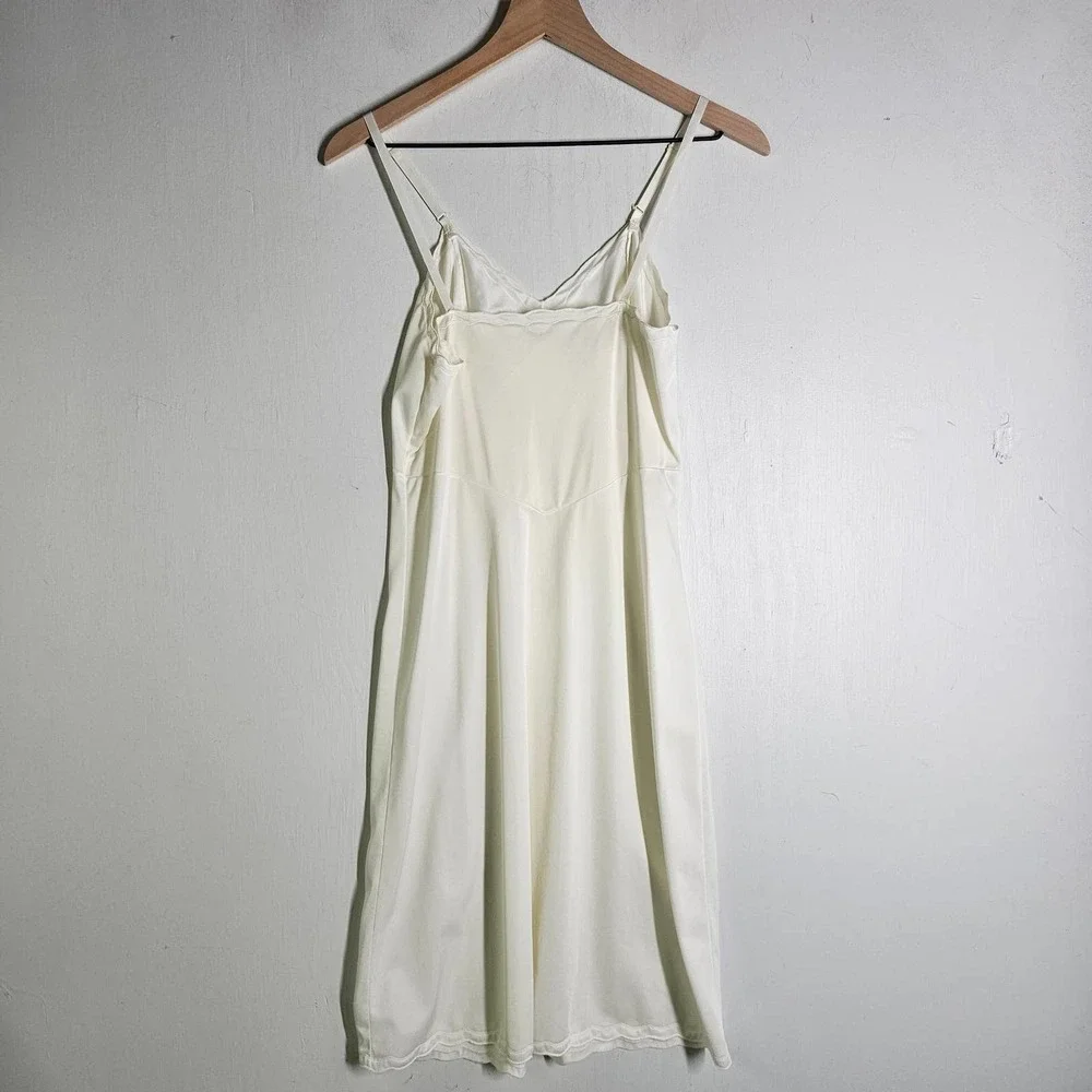 Vintage Gaymode‎ Unclingable Full Slip 36 Reg White Penneys - Picture 8 of 11